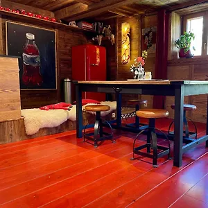 appartement-vue-mont-blanc-chalet-a-megeve.hotels-rhonealpes.com/
